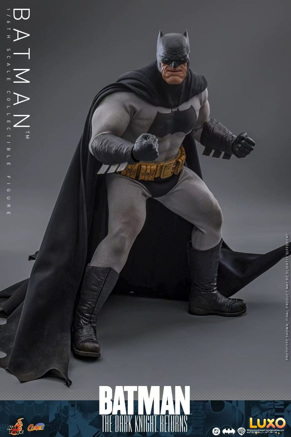 Hot Toys 1/6 CMS024 The Dark Knight Returns Batman