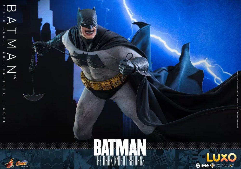 Hot Toys 1/6 CMS024 The Dark Knight Returns Batman